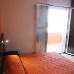 Hotel Club Ravezzo 4*