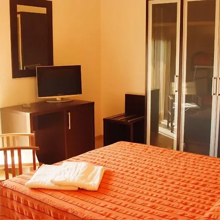 Hotel Club Ravezzo